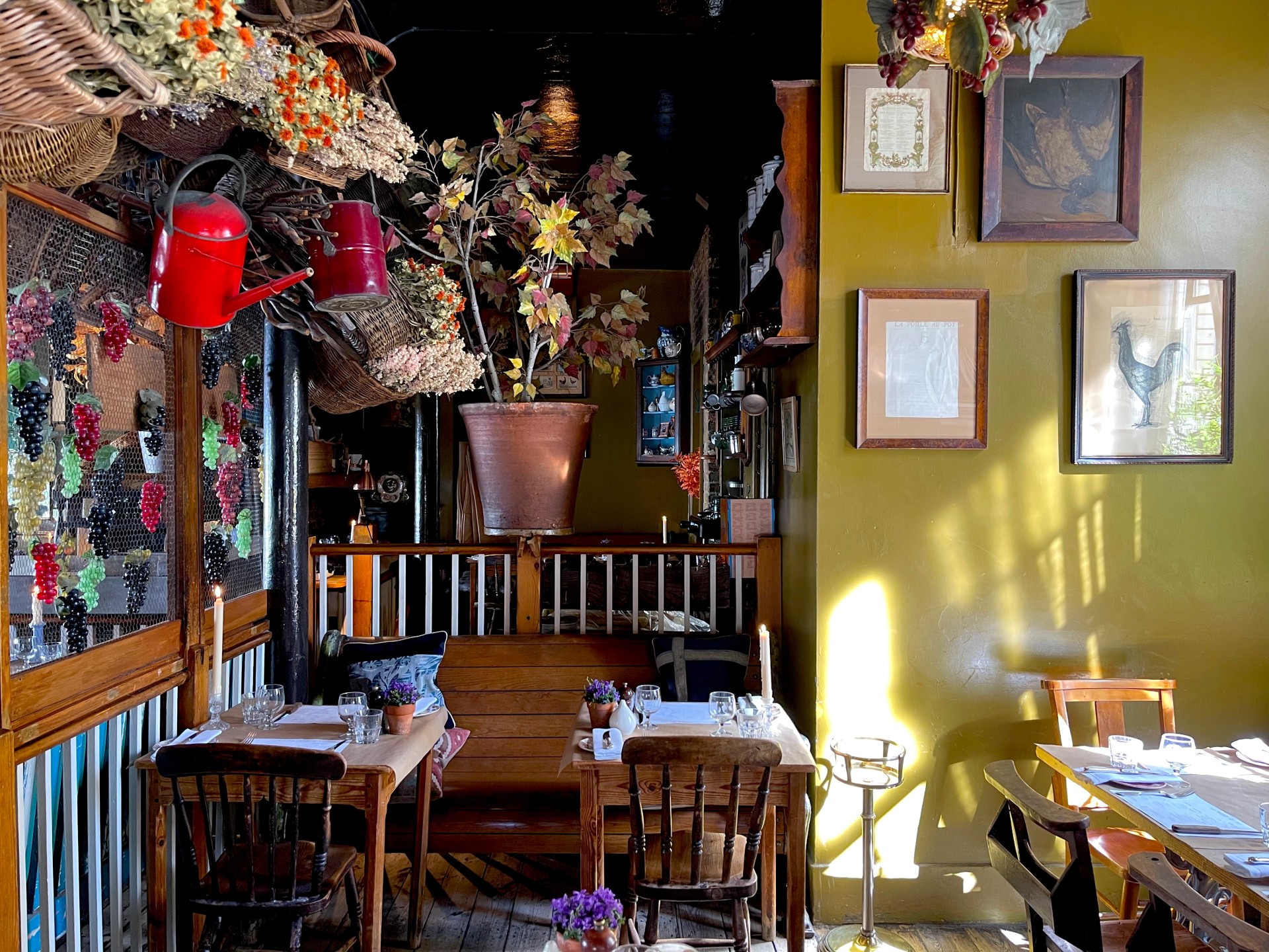 La Poule au Pot - interior 32.jpg